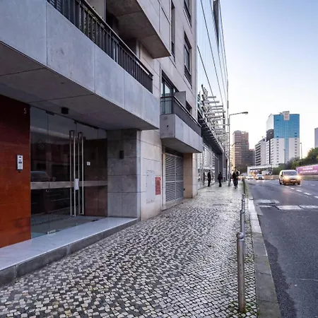 Prime Location Marques Home, Terrace & Pool Appartamento
